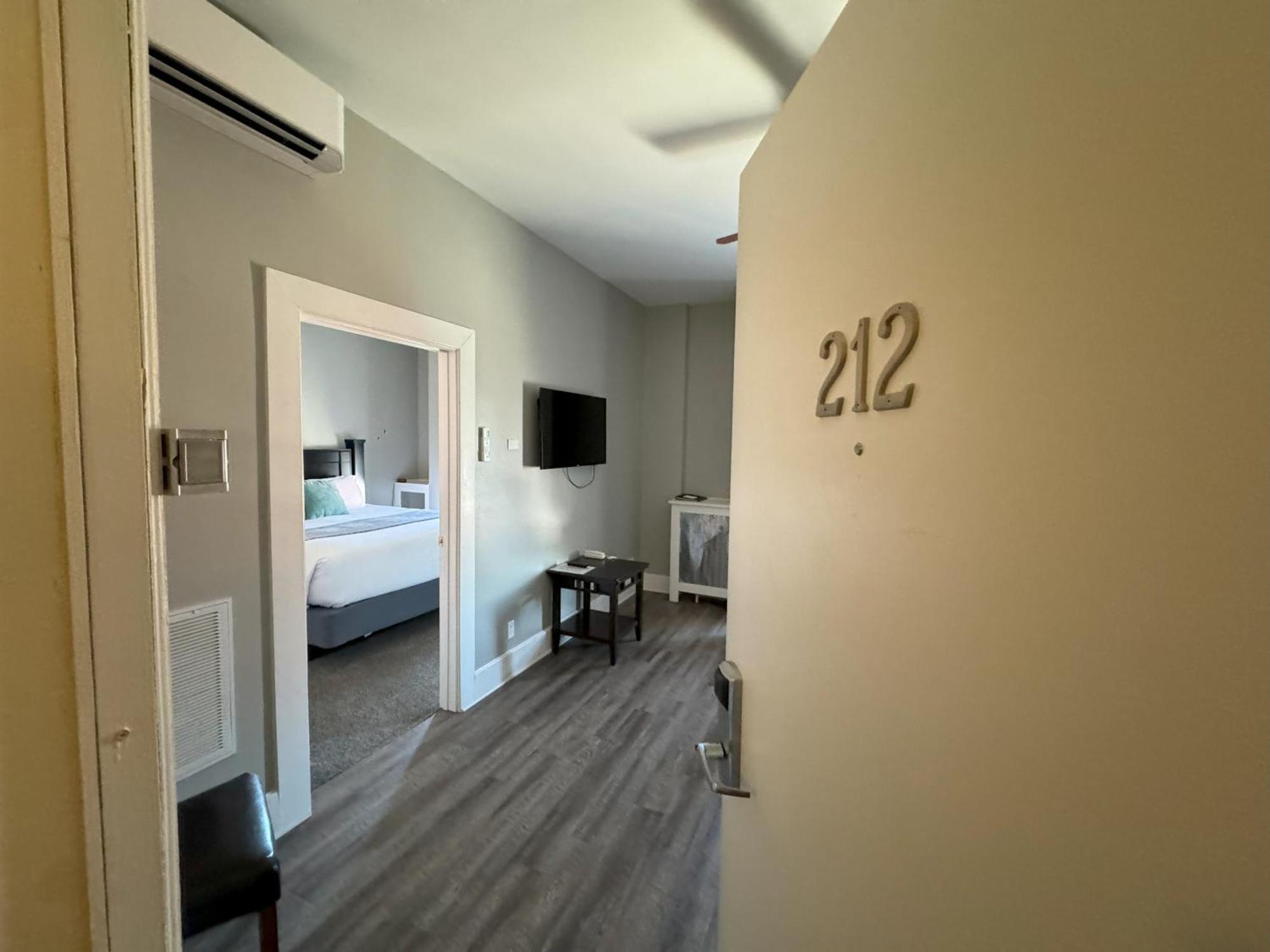 The Continental Hotel Centerville المظهر الخارجي الصورة
