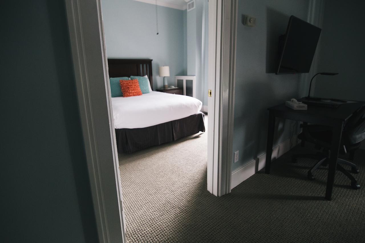 The Continental Hotel Centerville المظهر الخارجي الصورة