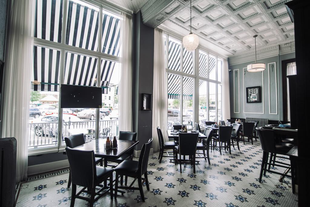 The Continental Hotel Centerville المظهر الخارجي الصورة